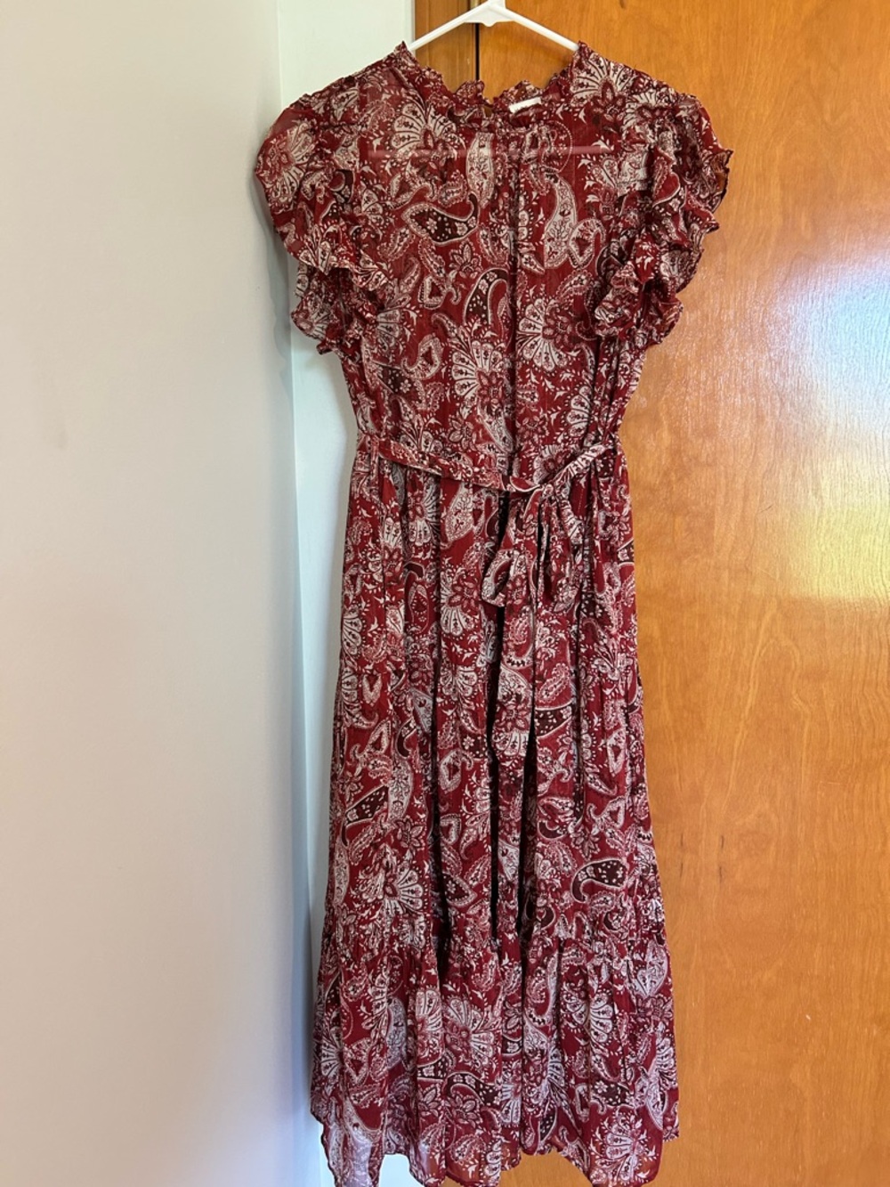 Paisley print midi dress with side the and ruffle sleeves